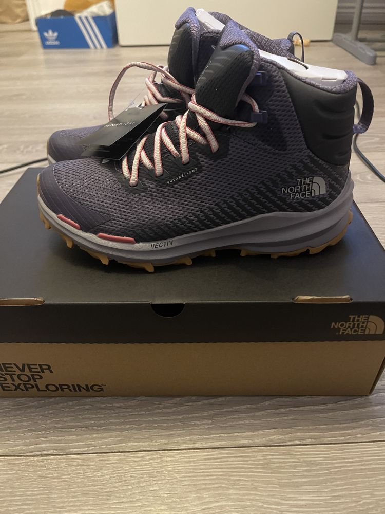 Women’s north face vectiv fast pack mid  image 1