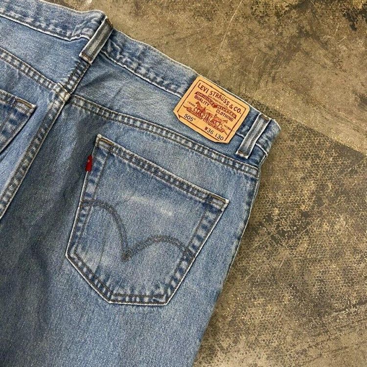 Levis 505 Jeans 90s Denim USA Vintage Pants Trousers, Washed Blue, Mens 36 image 5