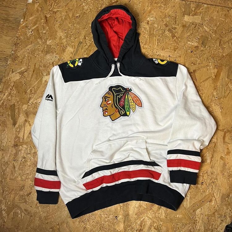 Vintage Reebok NHL x Chicago Blackhawks Graphic Hoodie image 3