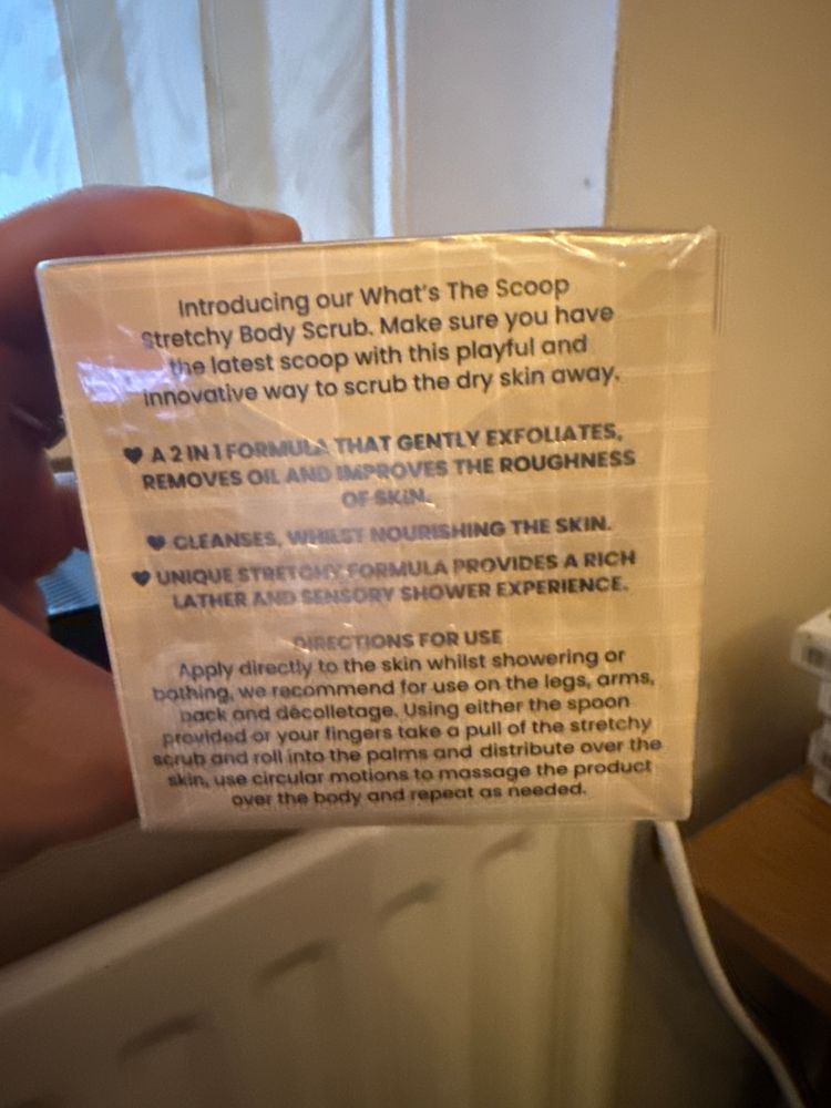 Bad B*Tch Energy What'S The Scoop Calorific Stretchy Body Scrub 3