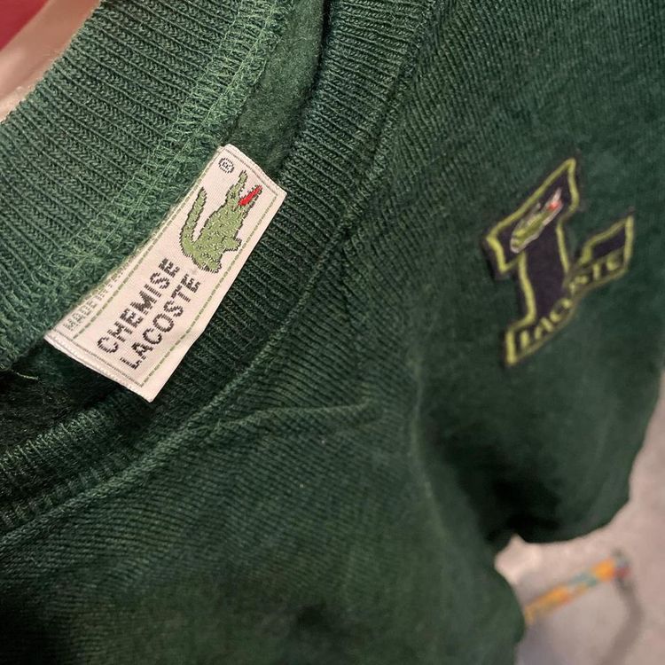 Dark green small Lacoste sweatshirt, fits true to size, excellent used condition. Message for more d image 3