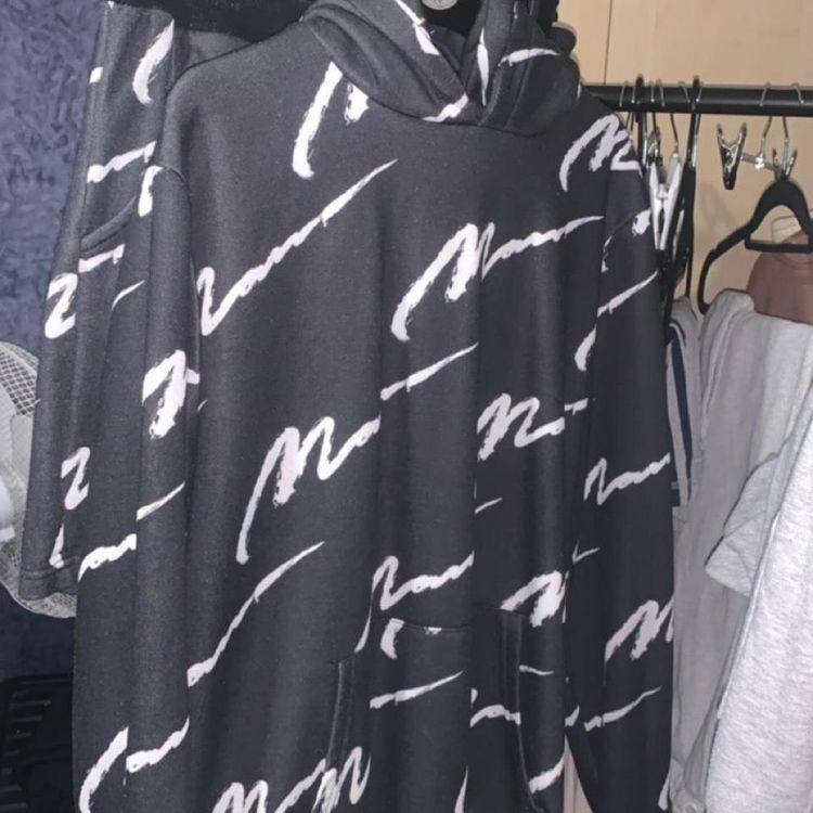 BoohooMAN Man Snoodie and shorts set product image