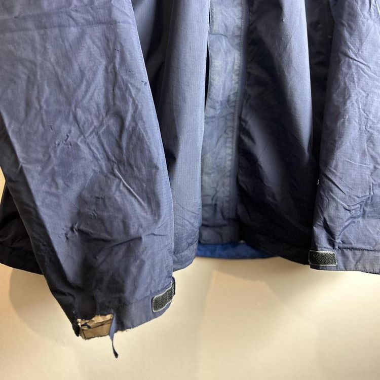 The north face hyvent zip up jacket 7
