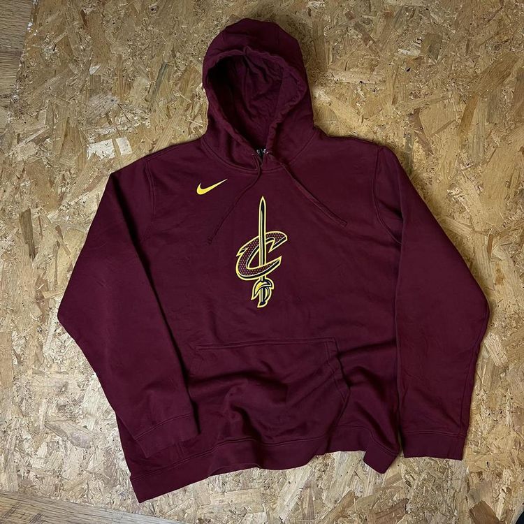 Vintage Nike Team x Cleveland Cavaliers NBA Hoodie 5