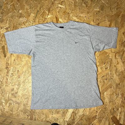 Vintage Nike Swoosh 2000s Embroidered Tee 1