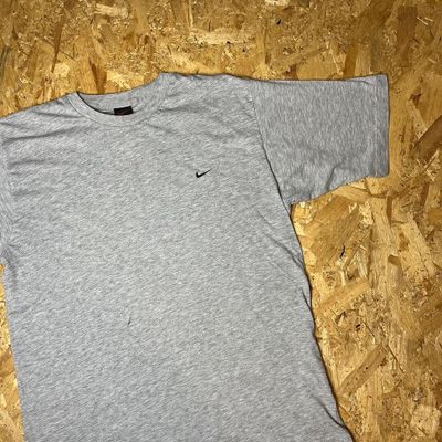 Vintage Nike Swoosh 2000s Embroidered Tee 4