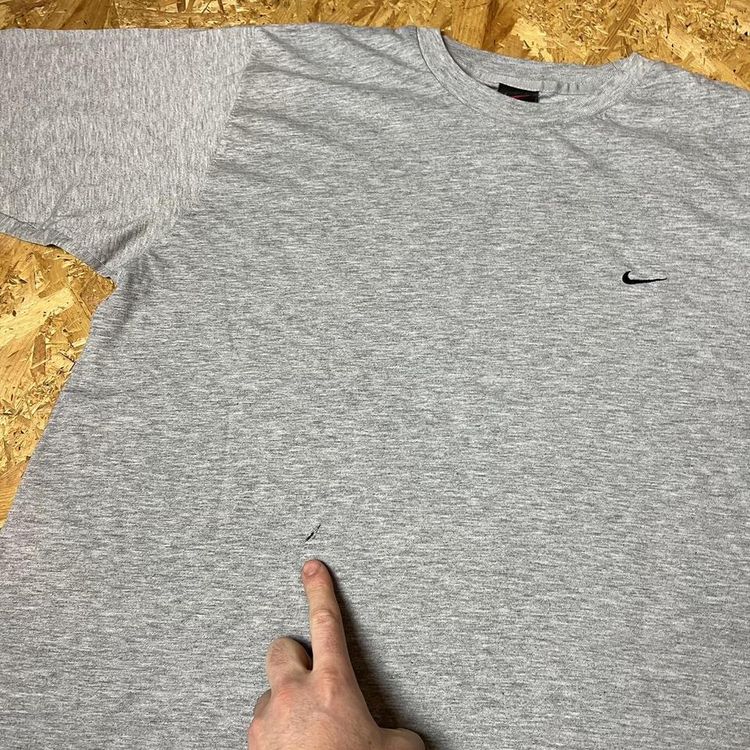 Vintage Nike Swoosh 2000s Embroidered Tee 7