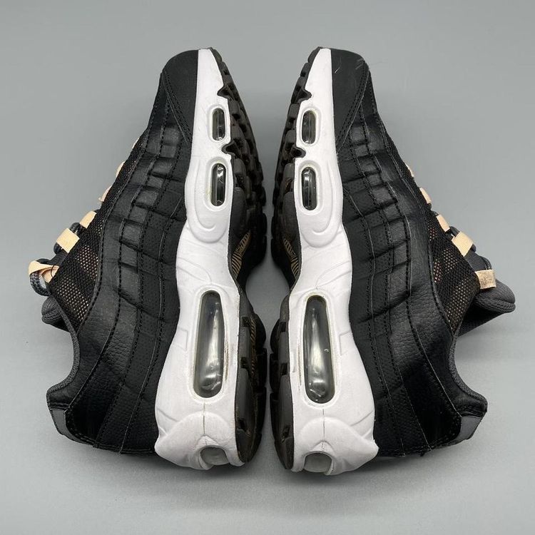 Womens Nike Air Max 95 SE Black Trainers image 5