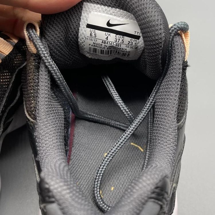 Womens Nike Air Max 95 SE Black Trainers image 6