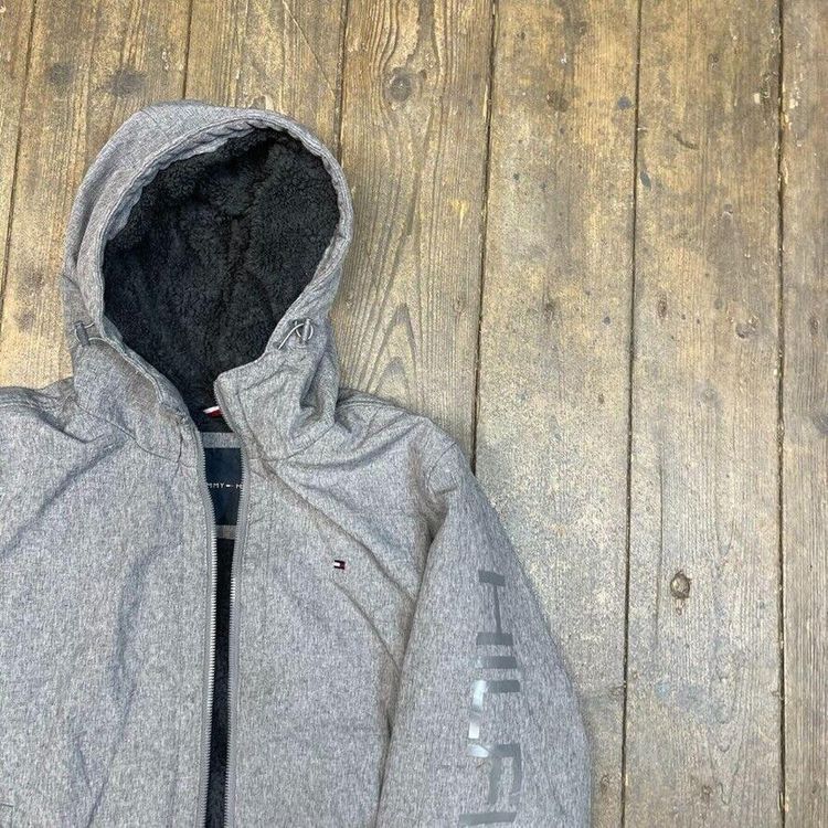 Tommy Hilfiger Rain Coat Y2K Sherpa Lined Full Zip Jacket, Grey, Mens Small image 2