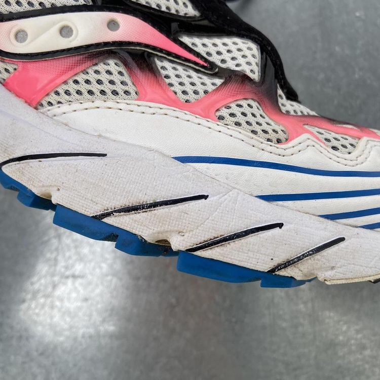 Saucony web grid image 6