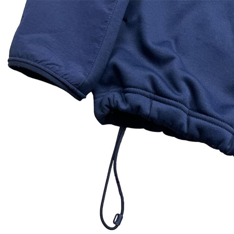 Gore Tex Berghaus Technical Hoodie in black with logo on the front on the chest, two zip closure poc 4