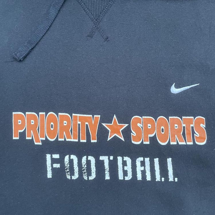 Y2K Nike hoodie image 4