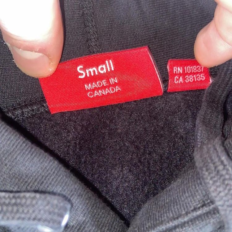 - Supreme Box Logo Hoodie in the Black Colourway image 6