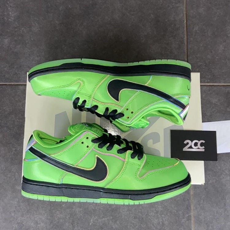 - Nike SB Dunk Low The PowerPuff Girls Buttercup