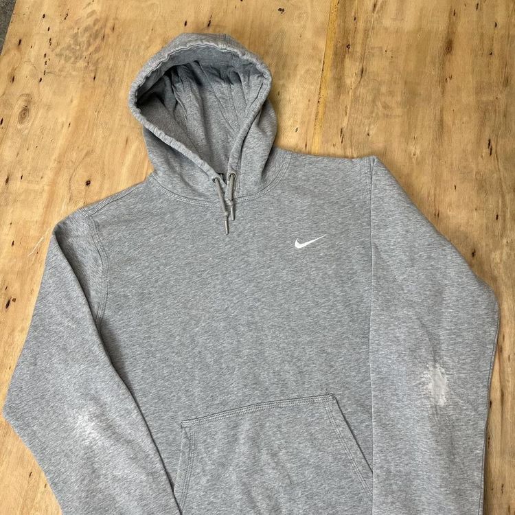 Vintage Nike Swoosh Embroidered Logo Hoodie image 3