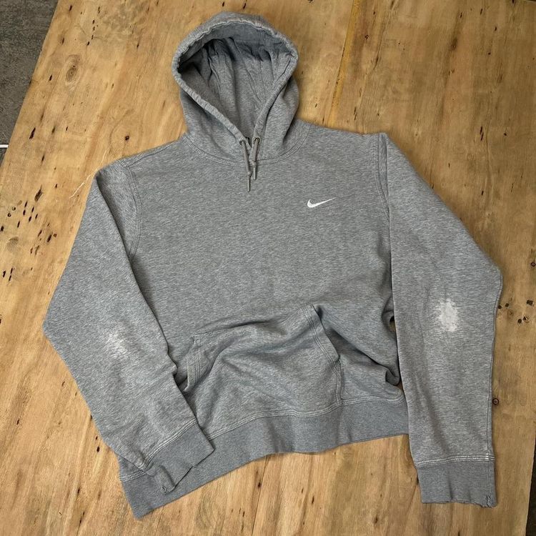 Vintage Nike Swoosh Embroidered Logo Hoodie image 4