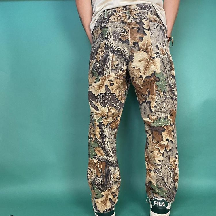 Vintage wrangler realtree camo jeans. 4