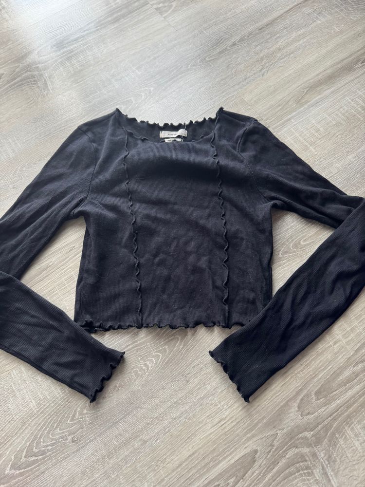 Black Long Sleeve Top