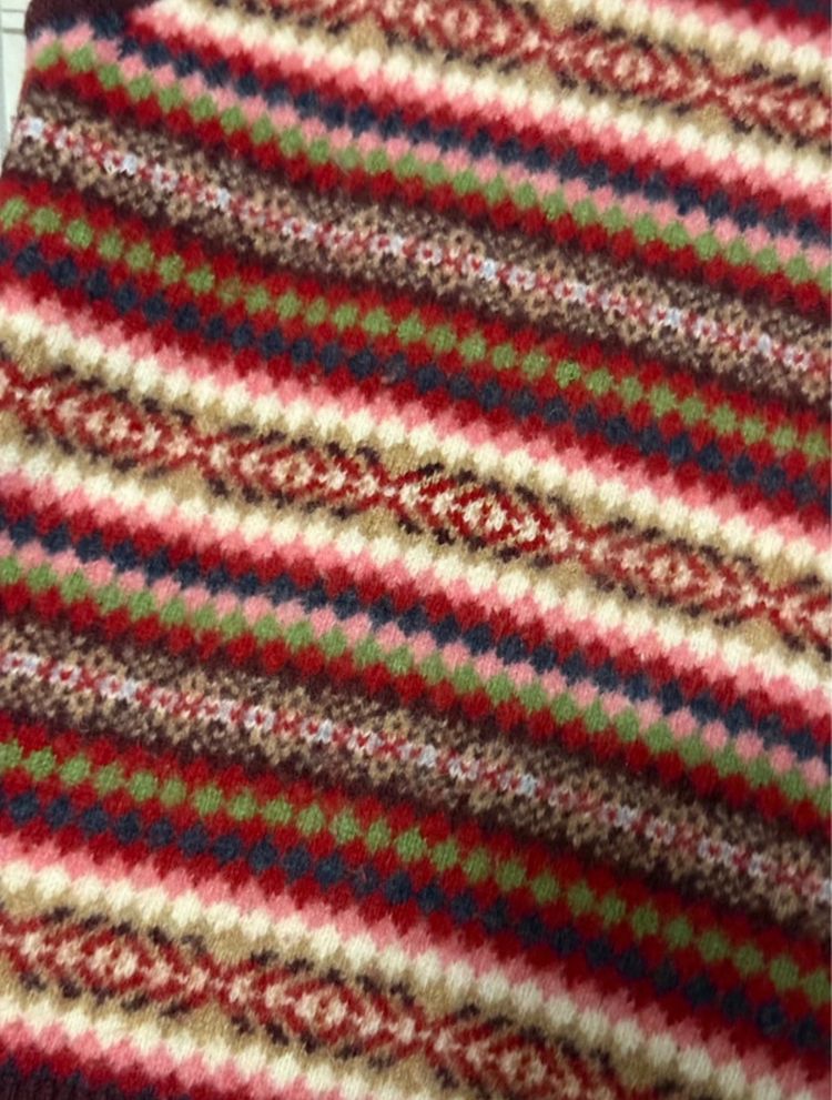 Tommy Hilfiger Sleeveless Knit Vest 100% lambswool image 4