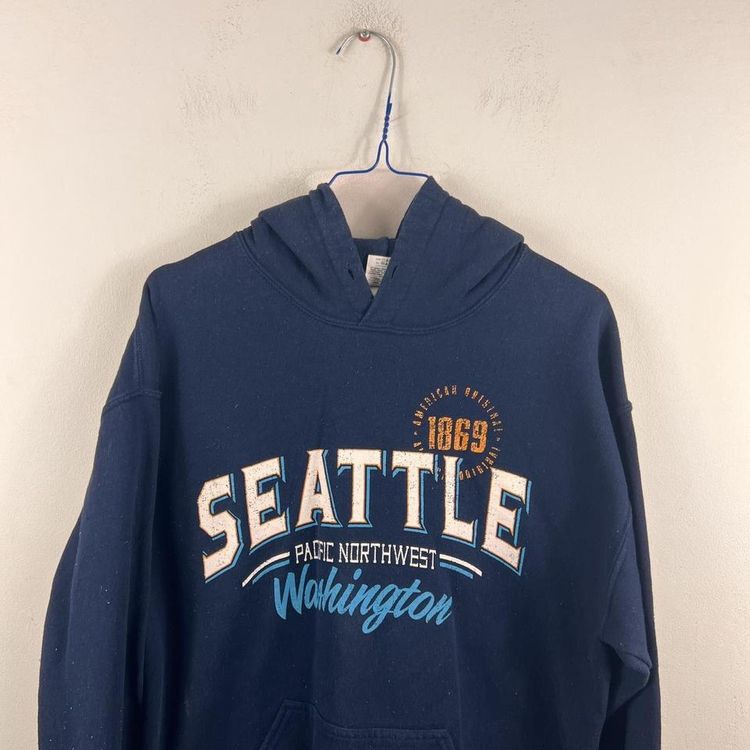 Navy blue hoodie 3