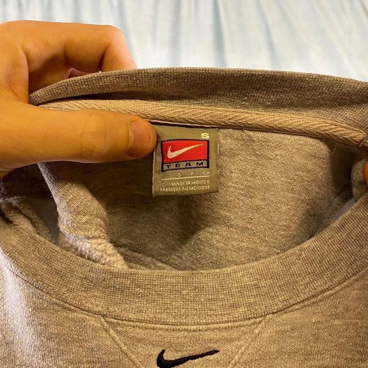 90s Grey Nike sweatshirt 3