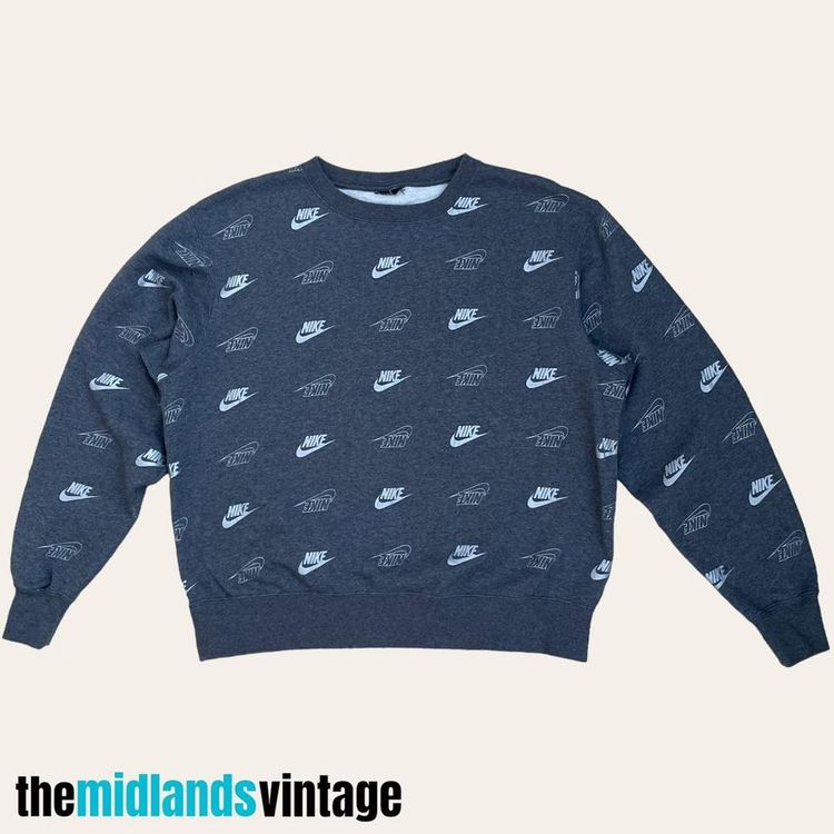 Nike sweatshirt