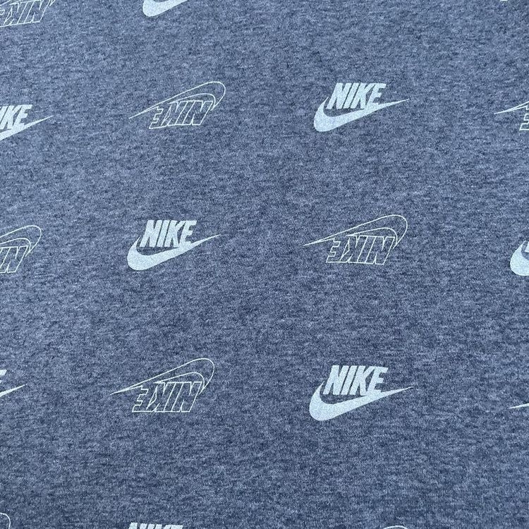 Nike sweatshirt 6