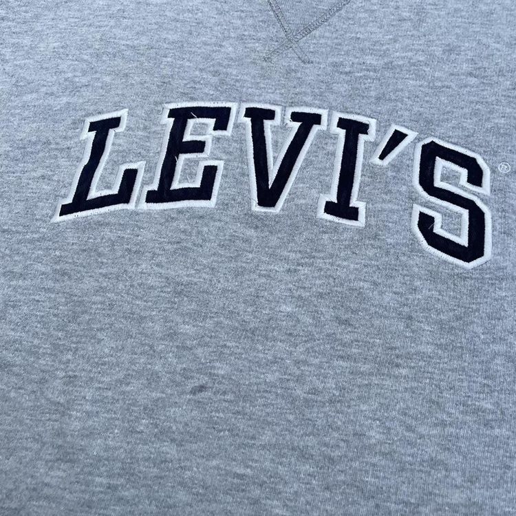 Y2K Levis sweatshirt image 5