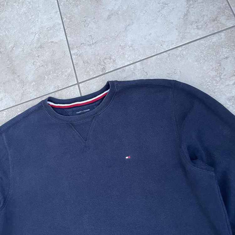 Tommy Hilfiger sweatshirt image 2