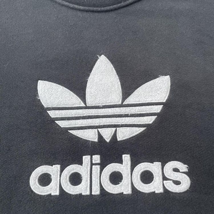 Adidas sweatshirt image 4