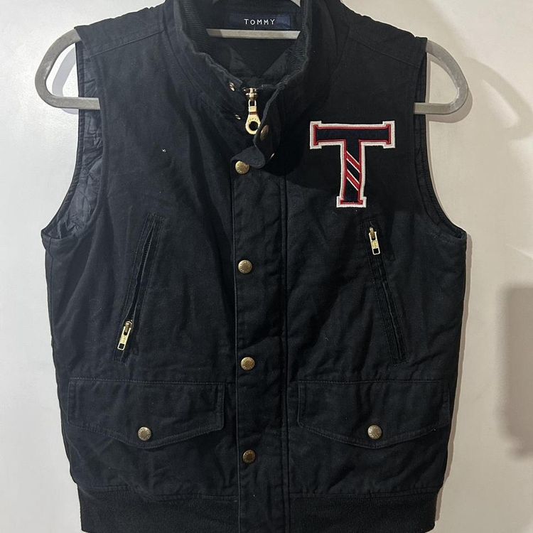 Tommy Hilfiger collar vest
