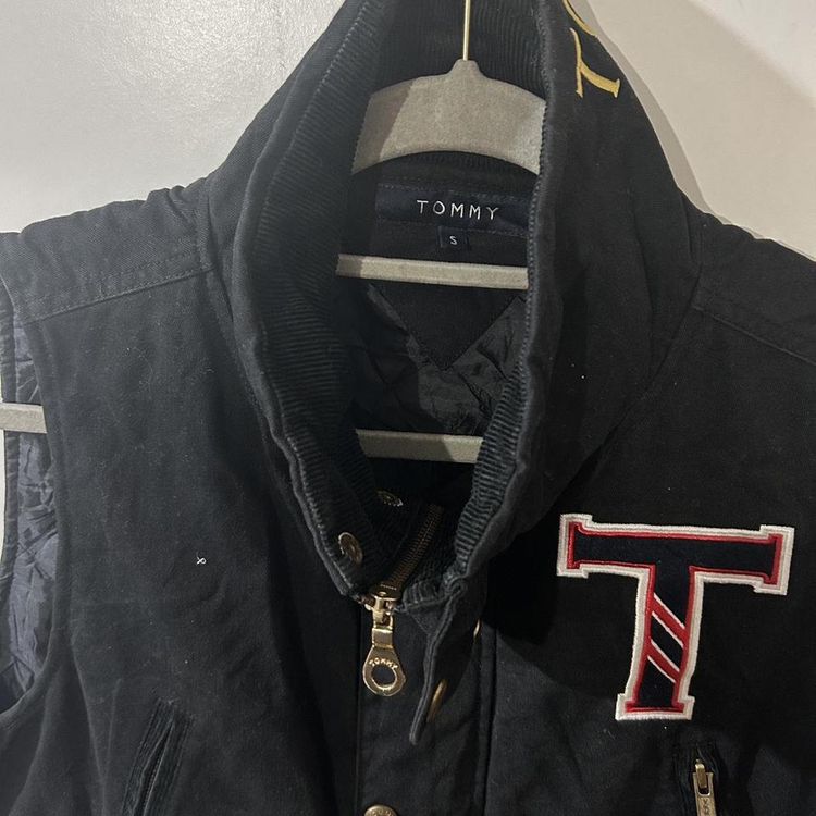 Tommy Hilfiger collar vest 2