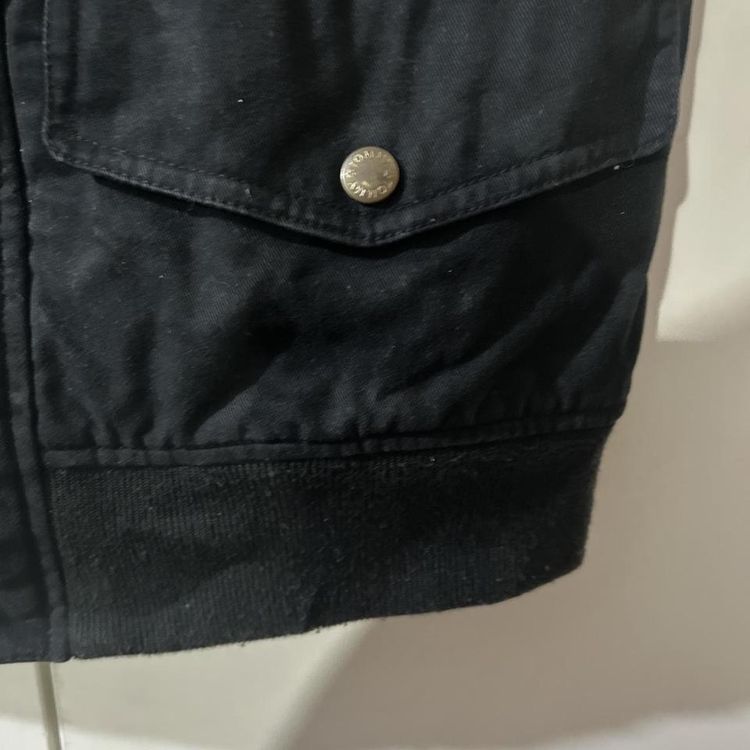 Tommy Hilfiger collar vest 3