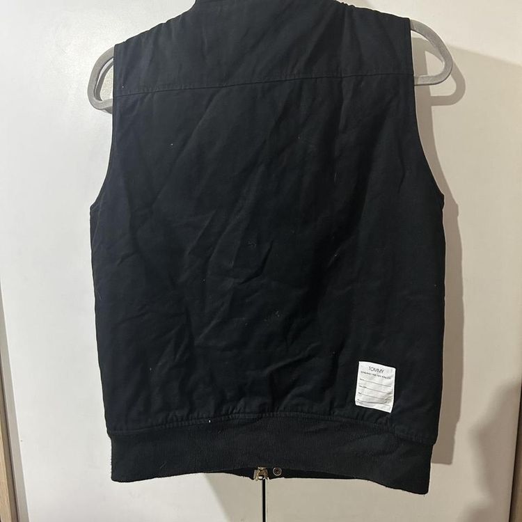 Tommy Hilfiger collar vest 4