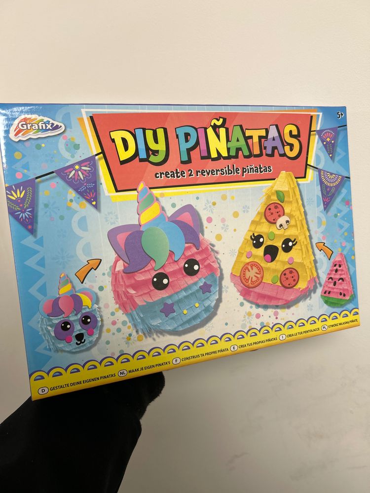 Grafix Diy Piñatas Craft Kit