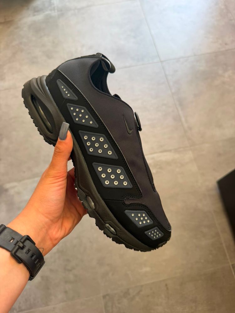 NIKE AIR MAX SUNDER