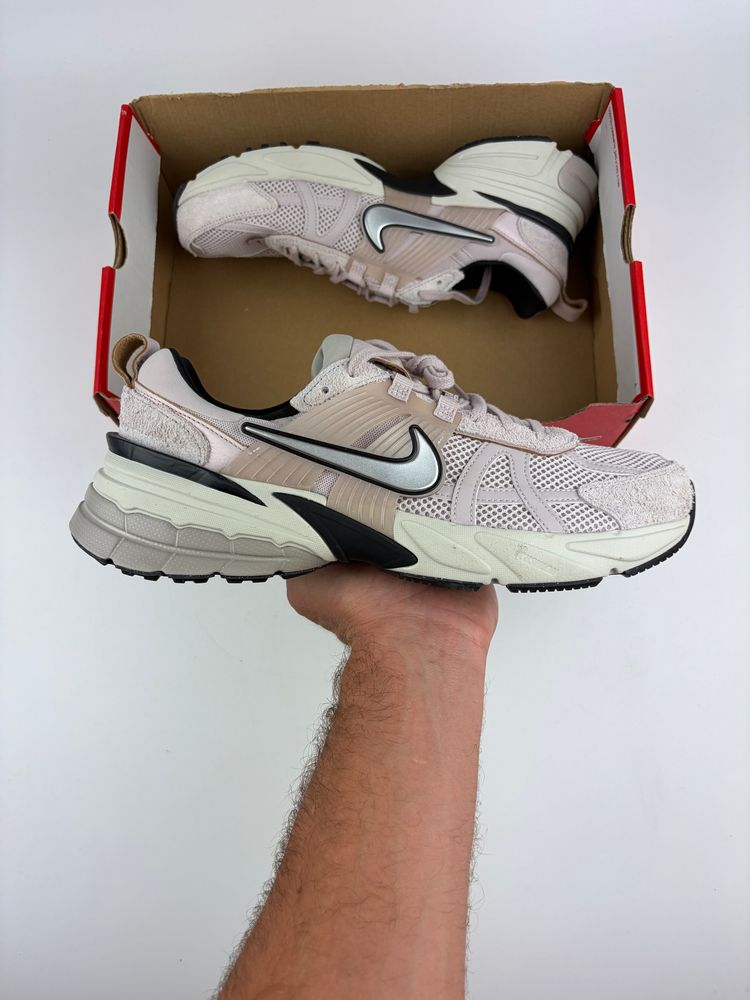 Nike Nike V2K Run Sneakers product image