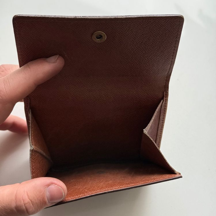 Louis Vuitton Monogram Canvas Wallet 8
