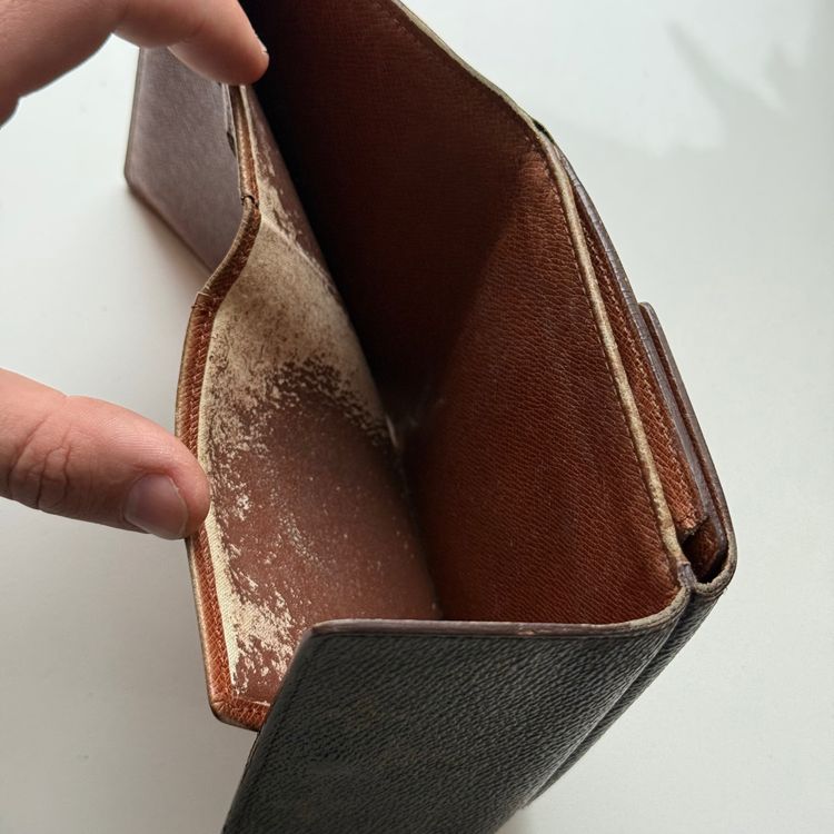 Louis Vuitton Monogram Canvas Wallet 7