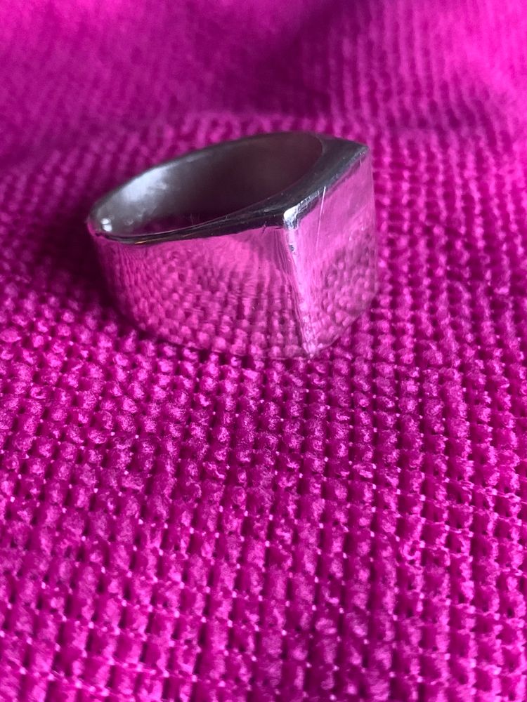 Quiksilver Men’s signet ring size U product image