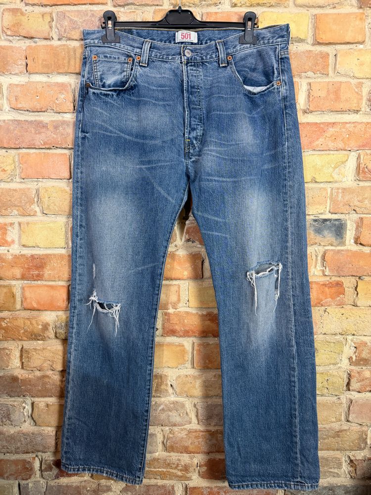 Levi'S 501 Distressed Jeans
