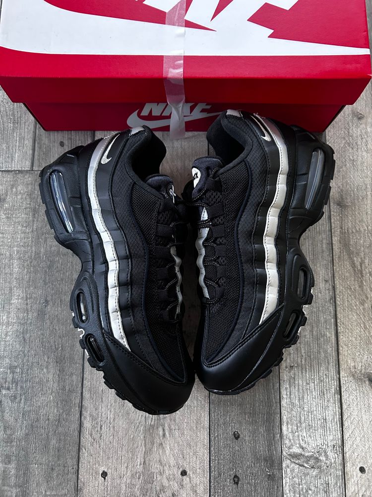 Nike Air Max 95 OG Big Bubble Black Metallic - IB1667-003 - UK 8  3