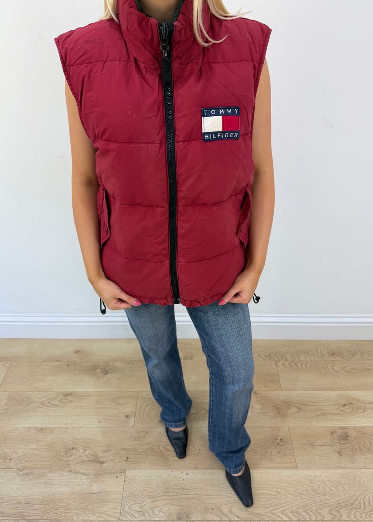 medium tommy hilfiger reversible puffer gilet imagen 5