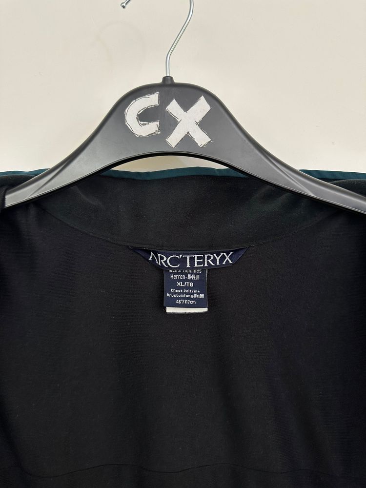 Arc’teryx Solano Jacket Blue Men’s XL Extra Large Gore-Tex Windstopper 4