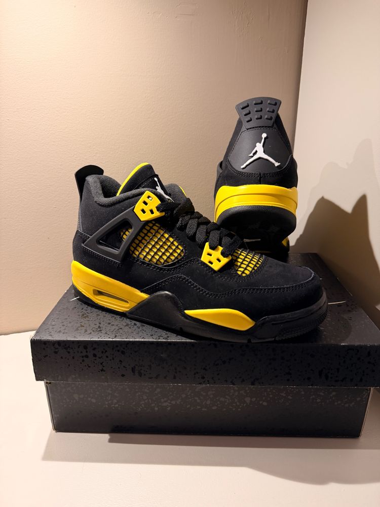 Jordan Sneakers