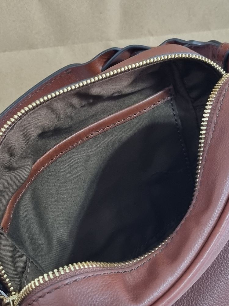 The Bridge Brown Leather Crossbody Bag image 7