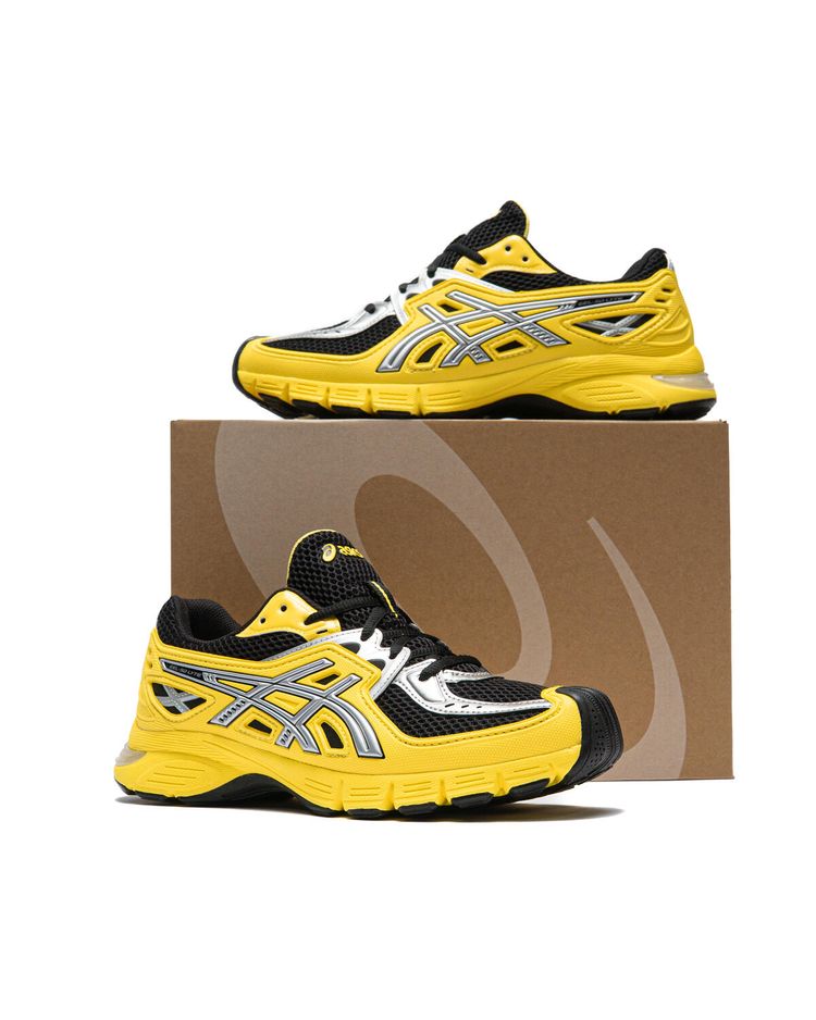 Asics gel yellow black Uk 9 brand new