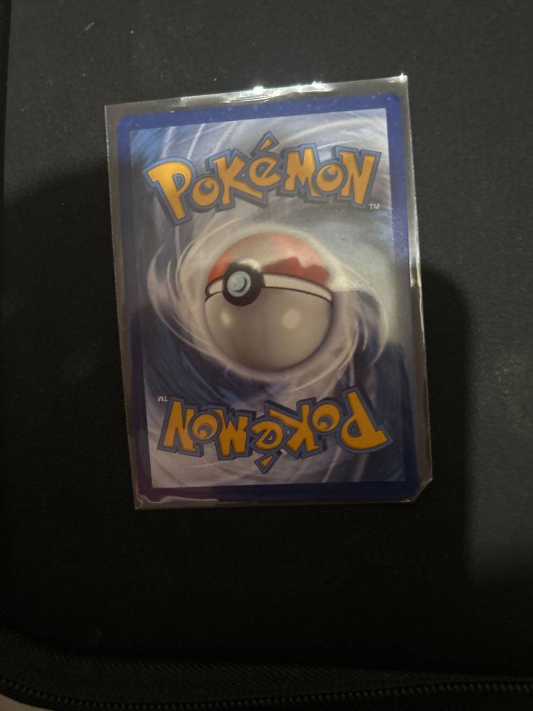 Charizard Vmax Pokémon Card 2