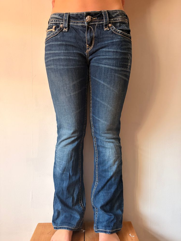 2000s Heavy Embellished Rock Revival Low Rise Dark Denim Bootcut Jeans imagen 3
